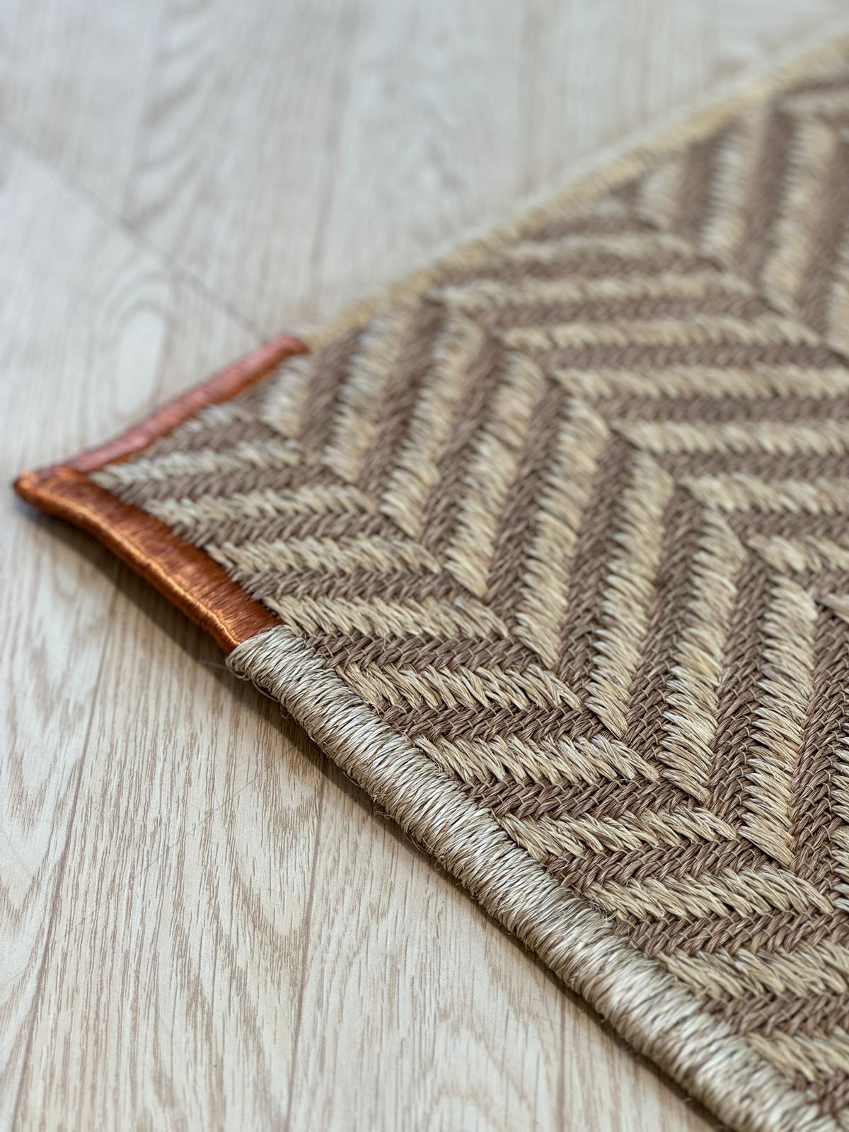 Fique Fishbone Woven Rug / F22